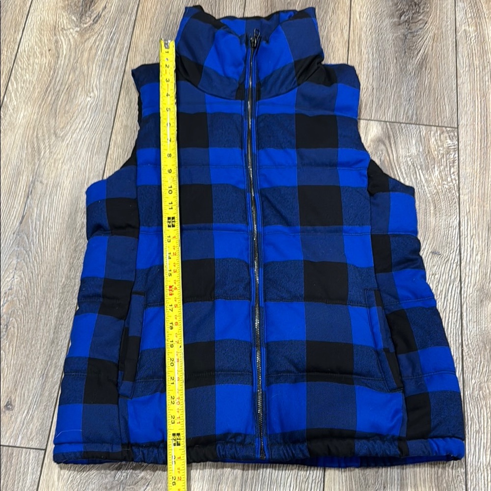 ON Checkered Puffer Vest Blue Black MEDIUM - Picture 11 of 13